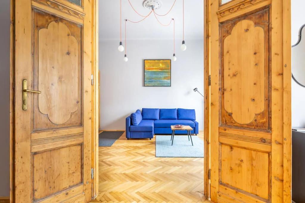 Elegant And Modern In The City Centre Budapest Bagian luar foto